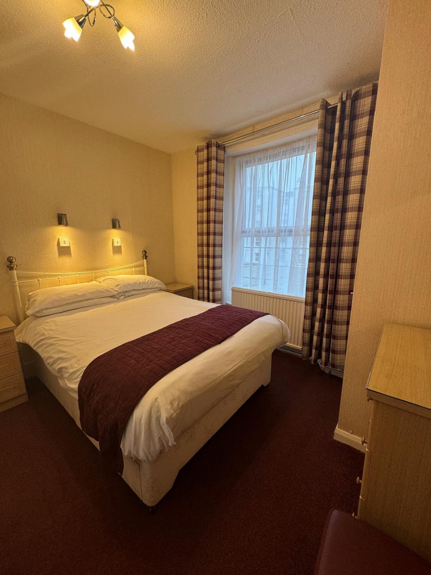 Haddon Hall Hotel Eastbourne Cameră foto