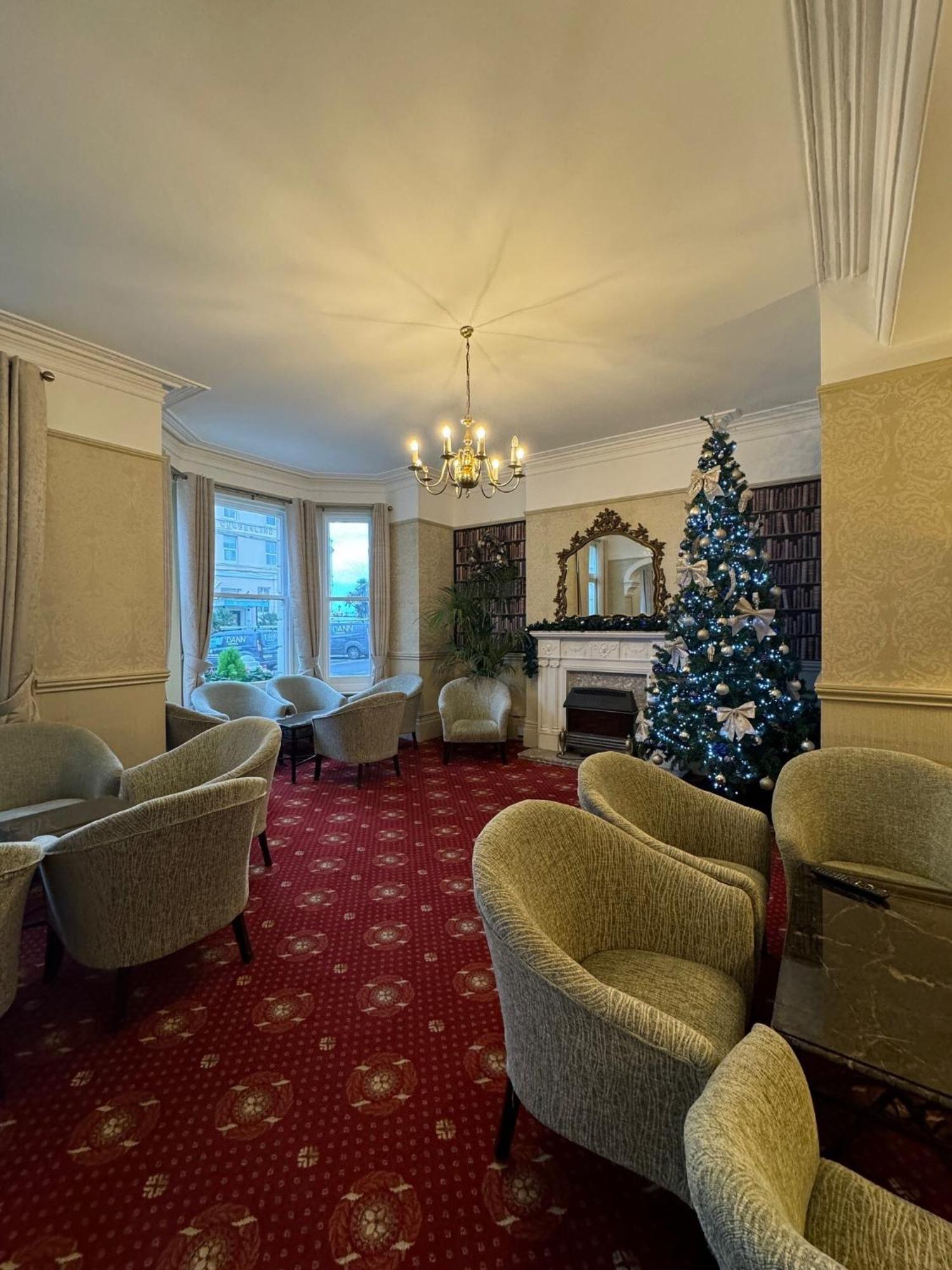 Haddon Hall Hotel Eastbourne Exterior foto