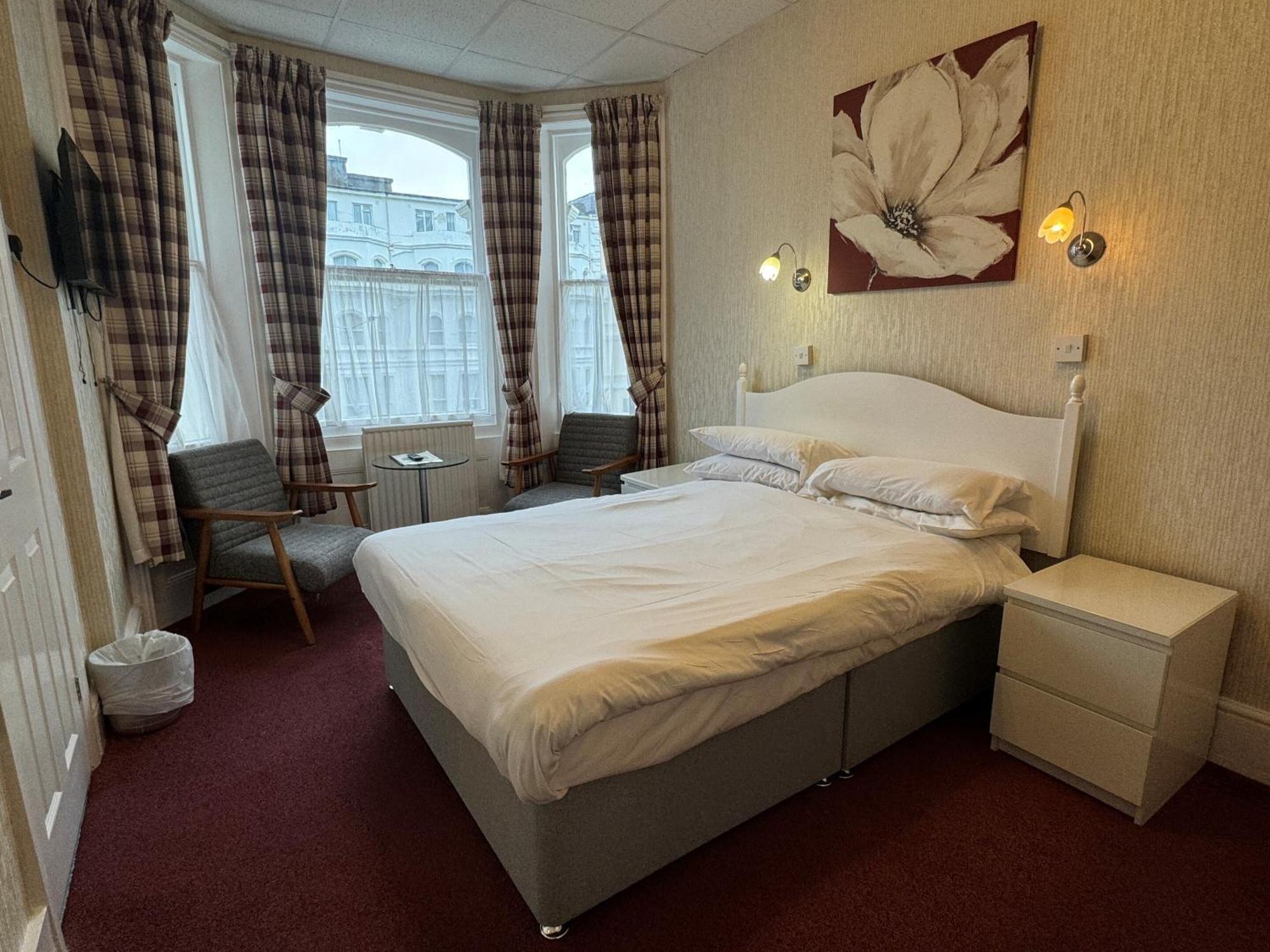 Haddon Hall Hotel Eastbourne Cameră foto