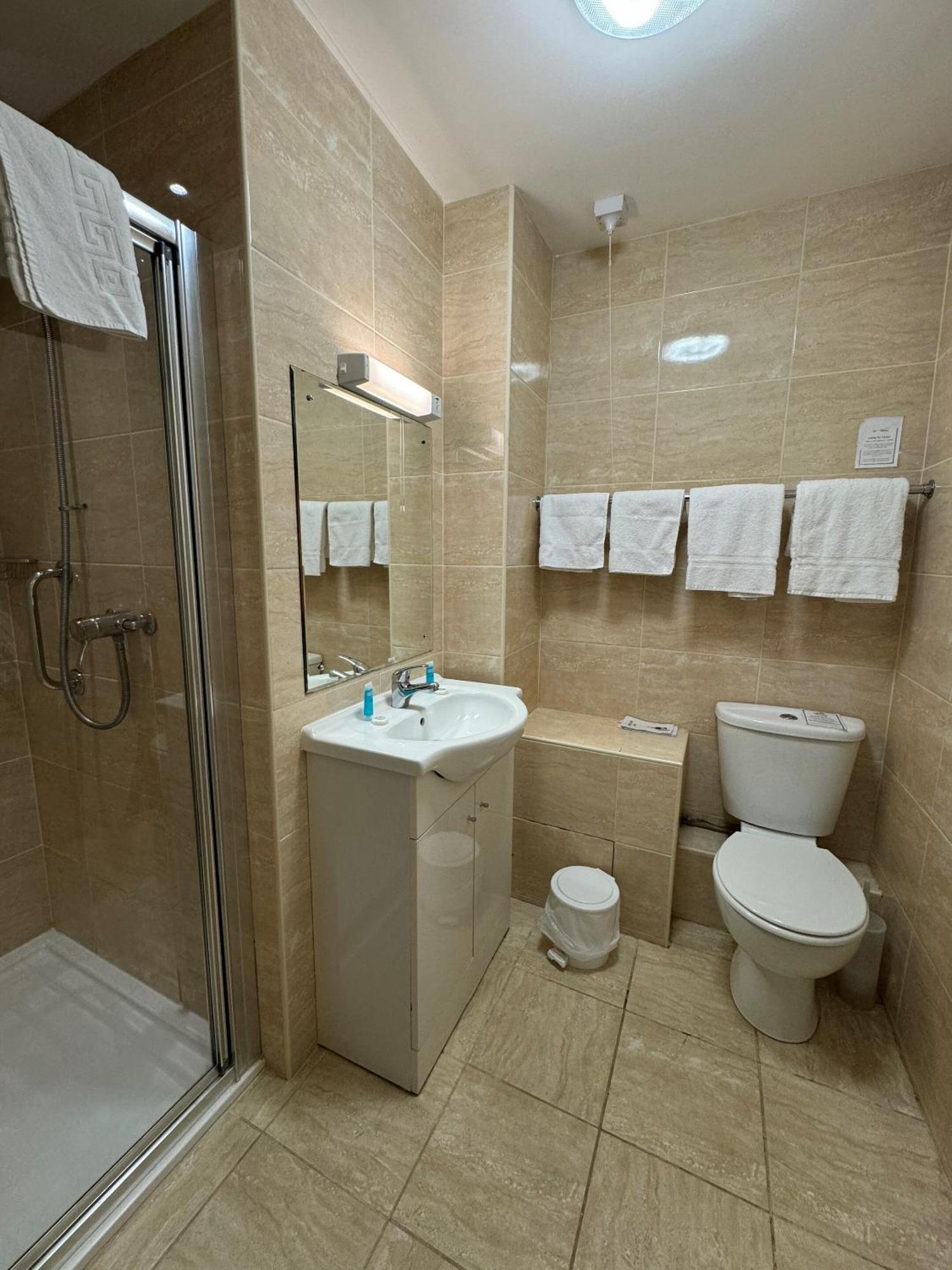 Haddon Hall Hotel Eastbourne Cameră foto