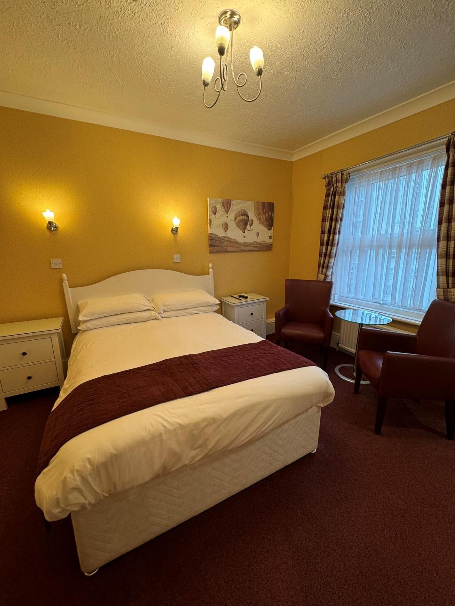Haddon Hall Hotel Eastbourne Cameră foto